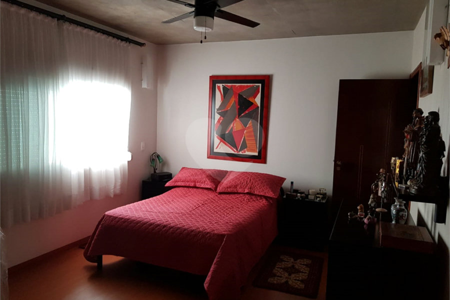 Casa à venda com 3 quartos, sendo 1 suíte, em Santana, São Paulo, SP
