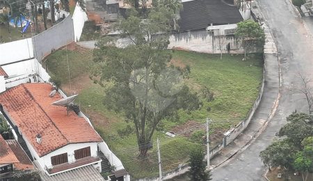 Terreno à venda em Jardim Marajoara, São Paulo, SP