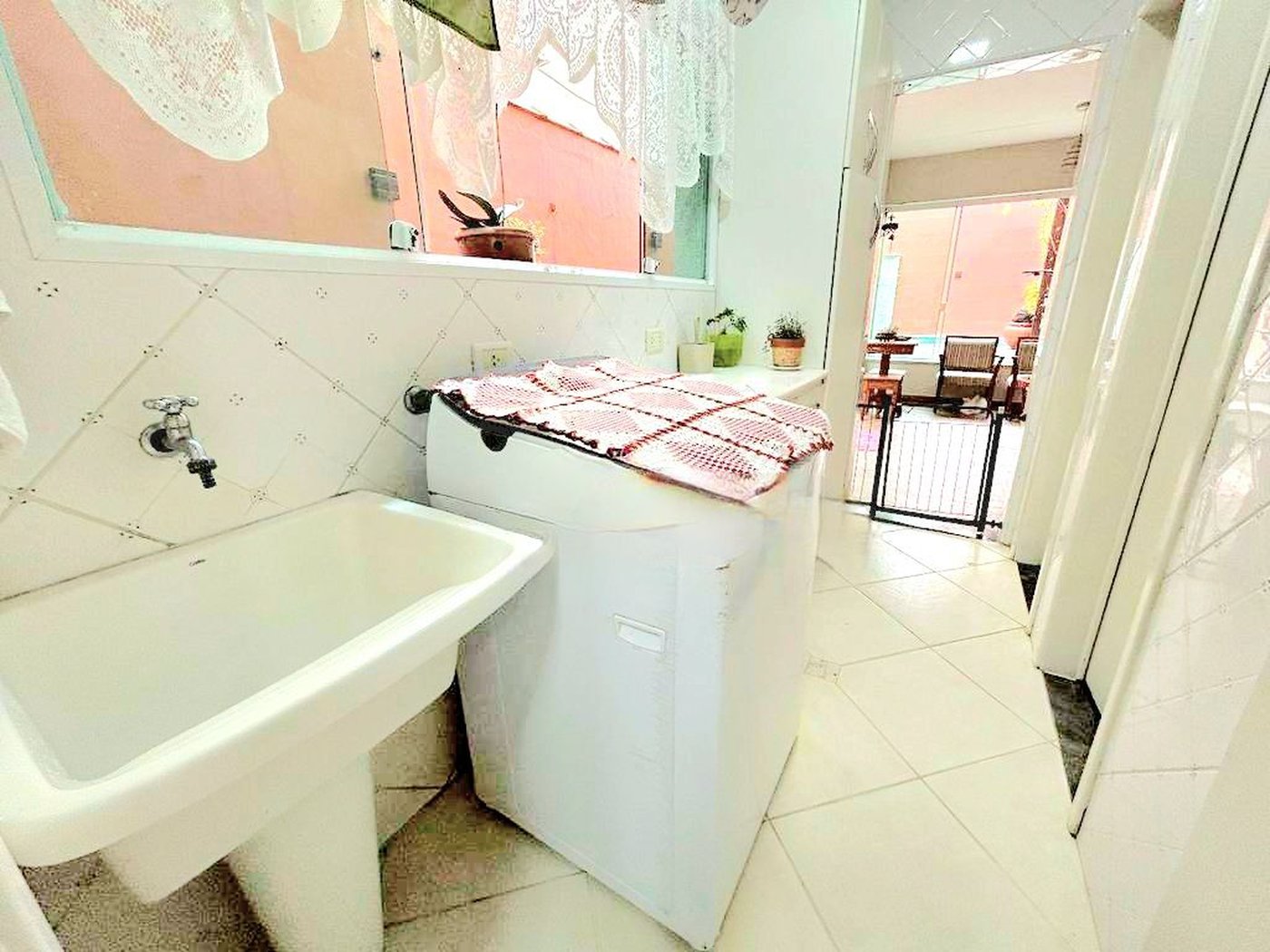 Casa com 4 dormitórios à venda, 160 m² por R$ 1.499.000,00 - Aparecida - Santos/SP