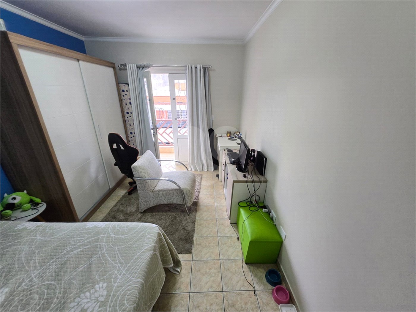 Sobrado à venda com 3 suítes em Chora Menino, São Paulo, SP