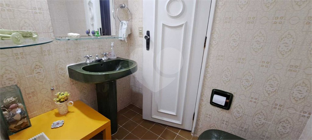 Apartamento à venda com 3 quartos, sendo 1 suíte, em MOEMA, São Paulo, SP