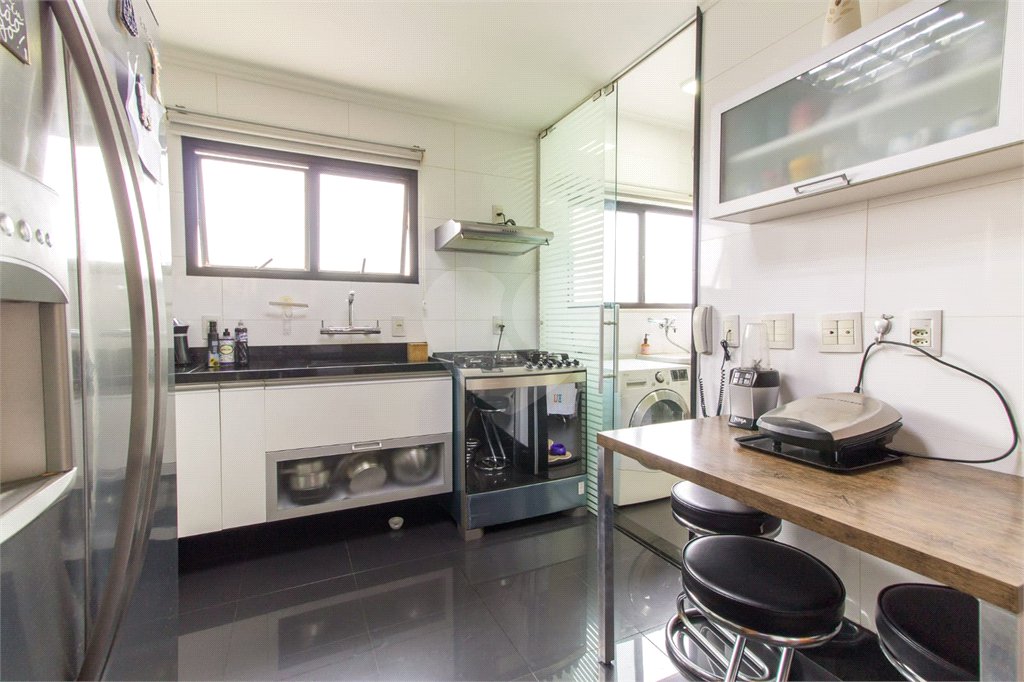 Apartamento à venda com 4 quartos, sendo 1 suíte,  em Tijuca, Rio de Janeiro, RJ