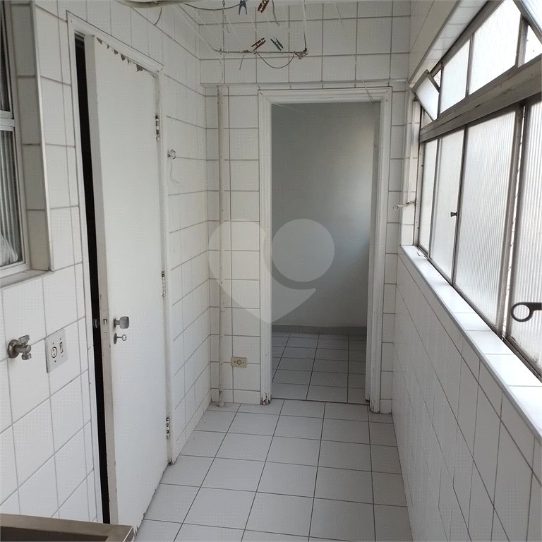 Apartamento à venda com 3 quartos, sendo 1 suíte,  em Pinheiros, São Paulo, SP