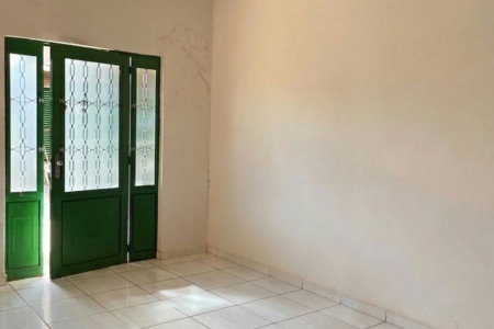 Casa à venda com 3 quartos, sendo 1 suíte, em Jardim das Oliveiras, Três Lagoas, MS