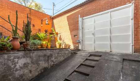 Sobrado à venda com 3 quartos, sendo 1 suíte,  em Jardim Prudência, São Paulo, SP