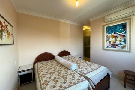 Apartamento Residencial à venda, Vila Luis Antônio, Guarujá - AP1540.