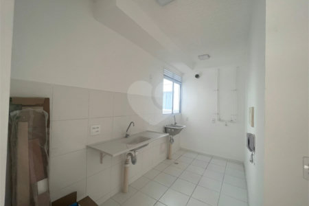 Apartamento à venda com 2 quartos em Guaratiba, Rio de Janeiro, RJ