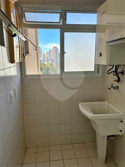 Apartamento à venda com 2 quartos, sendo 1 suíte, em Vila Andrade, São Paulo, SP