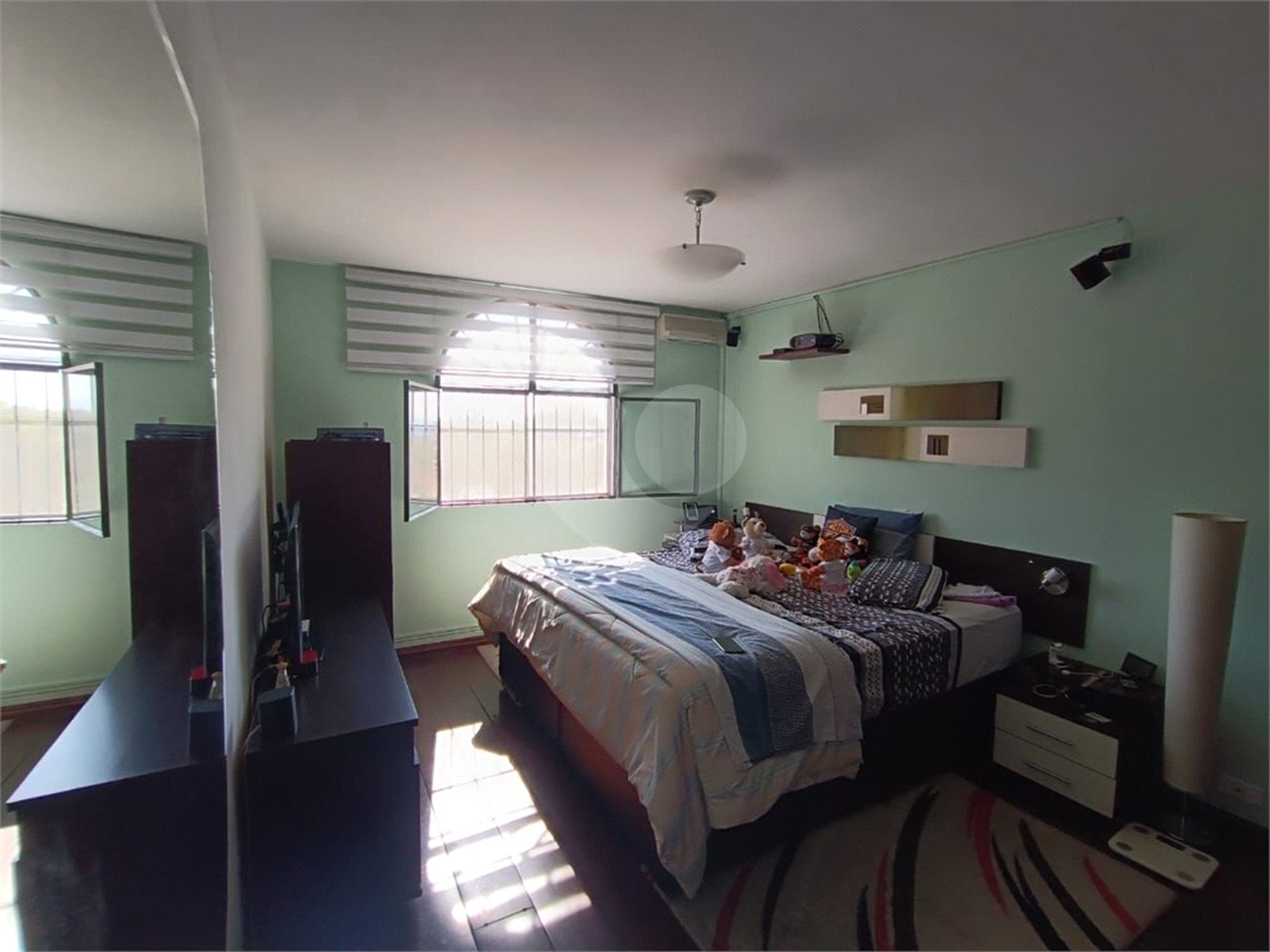 Sobrado à venda com 3 quartos, sendo 1 suíte, em Jaguaré, São Paulo, SP