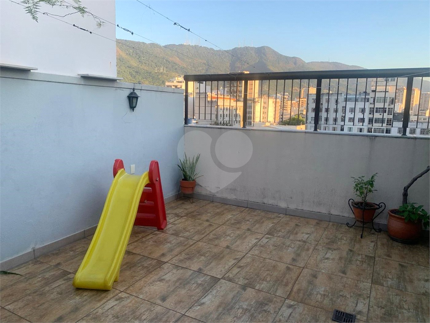 Cobertura à venda com 2 quartos, sendo 1 suíte, em Maracanã, Rio de Janeiro, RJ