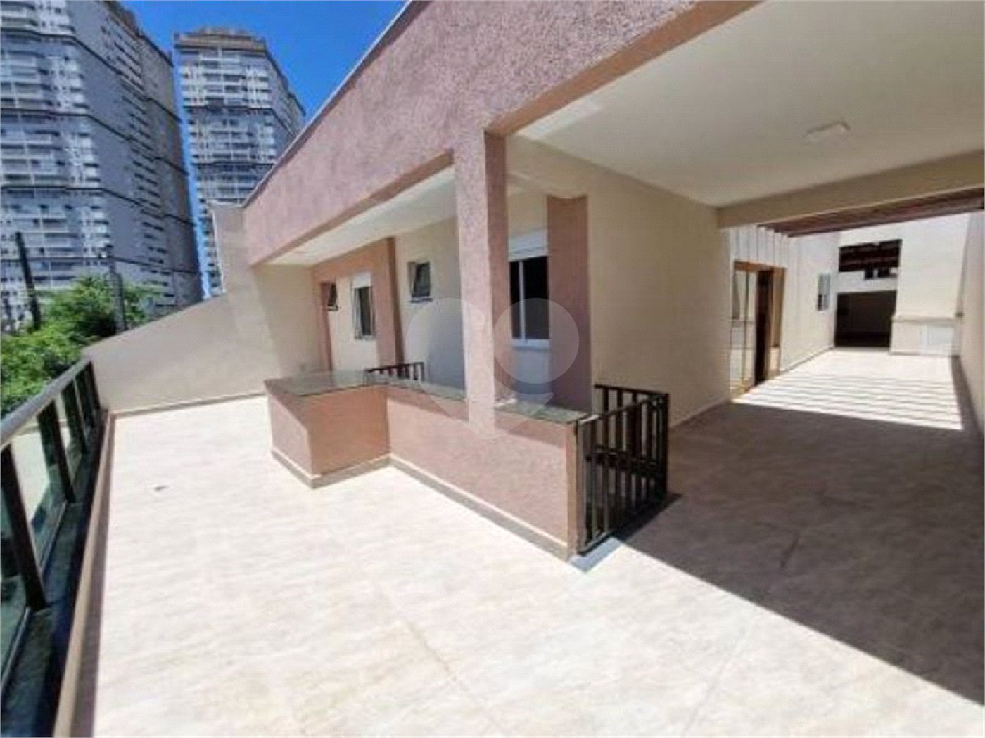 Casa à venda com 5 quartos, sendo 2 suítes,  em Vila Gonçalves, São Bernardo do Campo, SP