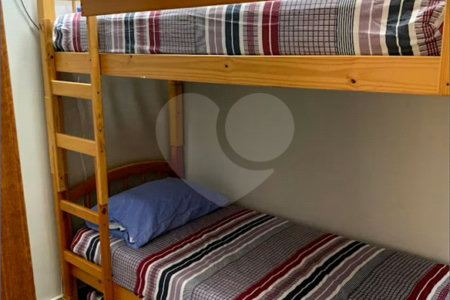 Apartamento à venda com 3 quartos no Centro, Cabo Frio, RJ