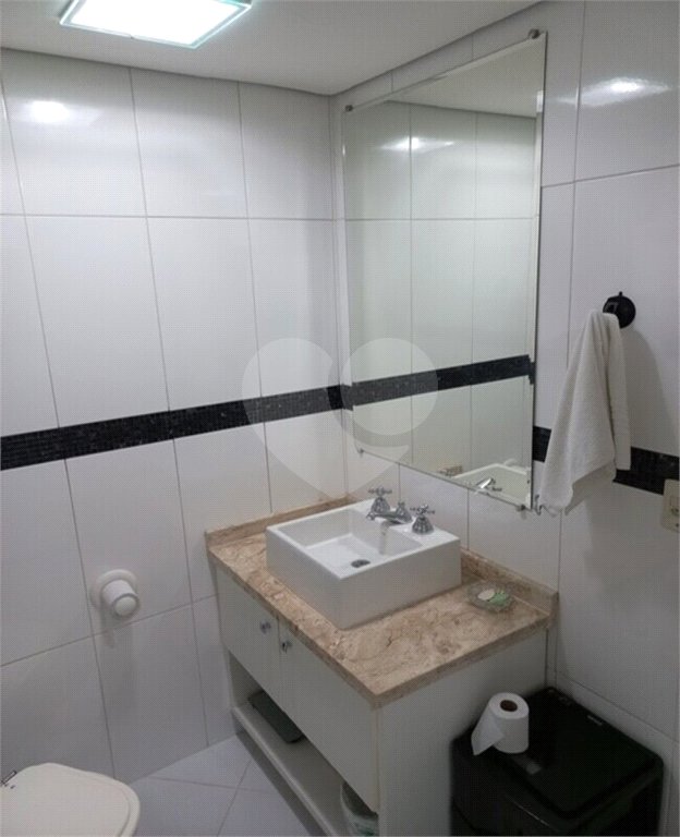 Sobrado à venda com 2 quartos em Jardim Santa Emília, São Paulo, SP