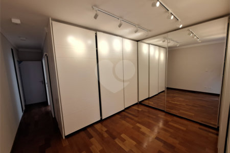 Casa à venda ou para alugar com 4 quartos, sendo 3 suítes, no condomínio Chácara Residencial Santa Maria, Votorantim - SP