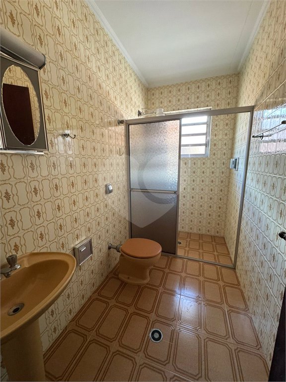 Casa à venda com 4 quartos, sendo 2 suítes,  em Vila Galvão, Guarulhos, SP