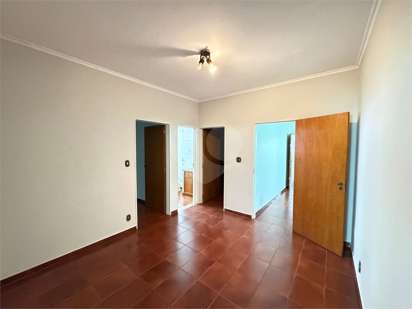 Casa à venda com 4 quartos, sendo 2 suítes, em Ribeirânia, Ribeirão Preto, SP