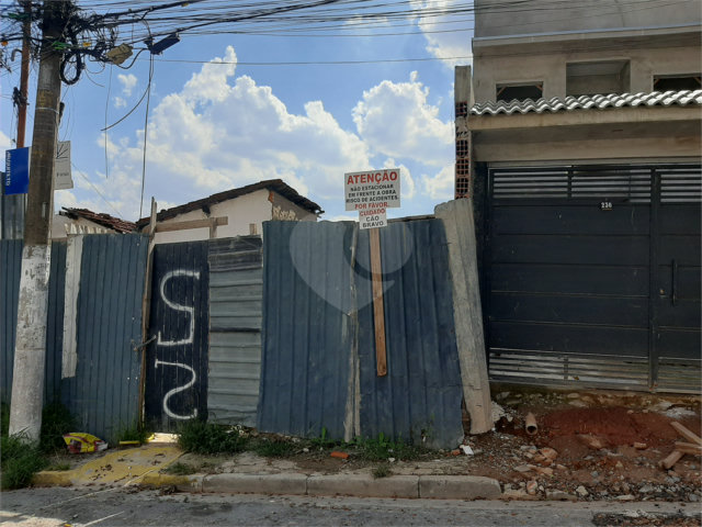 Sobrado à venda com 3 quartos, sendo 1 suíte,  em Tremembé, São Paulo, SP