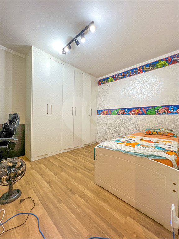 Sobrado à venda com 3 quartos, sendo 1 suíte,  em Tremembé, São Paulo, SP