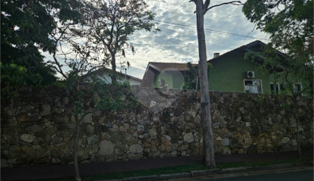 Casa à venda com 4 quartos, sendo 3 suítes, em Jardim Tapajós, Atibaia, SP
