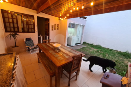 CASA A VENDA EM CONDOMINIO FECHADO RESIDENCIAL BELL PARK, JARDIM UIRA, 2 DORMITORIOS SENDO 1 SUÍTE,