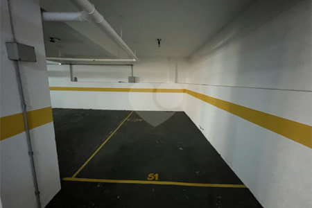 Apartamento mobiliado com 2 dormitórios sendo 1 suíte