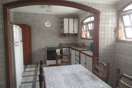 Casa à venda com 4 quartos, sendo 2 suítes, em Parque dos Príncipes, São Paulo, SP