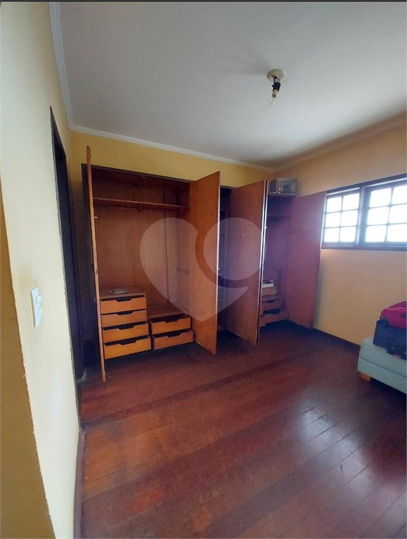 Sobrado à venda com 4 quartos, sendo 1 suíte, em Lavapés, Mairiporã, SP