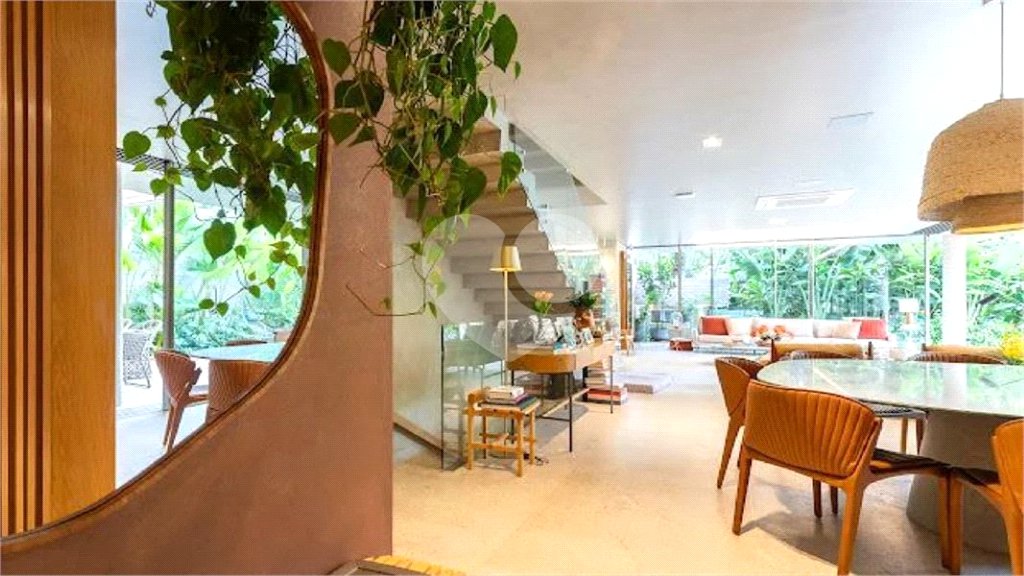 Casa à venda com 4 suítes no condomínio Casa Côte, São Paulo - SP