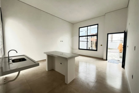 Casa de Vila à venda com 3 quartos, sendo 1 suíte, em Vila São Caetano, Sorocaba, SP