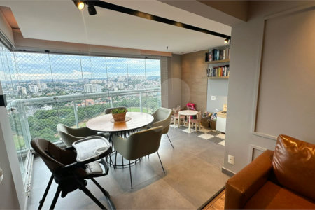 Apartamento à venda com 2 quartos em Vila Sônia, São Paulo, SP