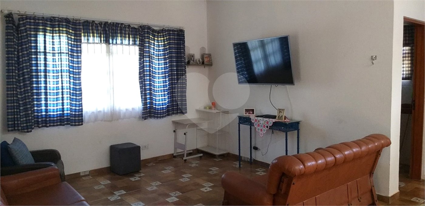 Sítio à venda com 4 quartos, sendo 2 suítes,  em Chácara Real (caucaia do Alto), Cotia, SP