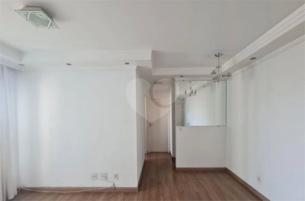 Apartamento à venda com 2 quartos, sendo 1 suíte,  em Vila Endres, Guarulhos, SP