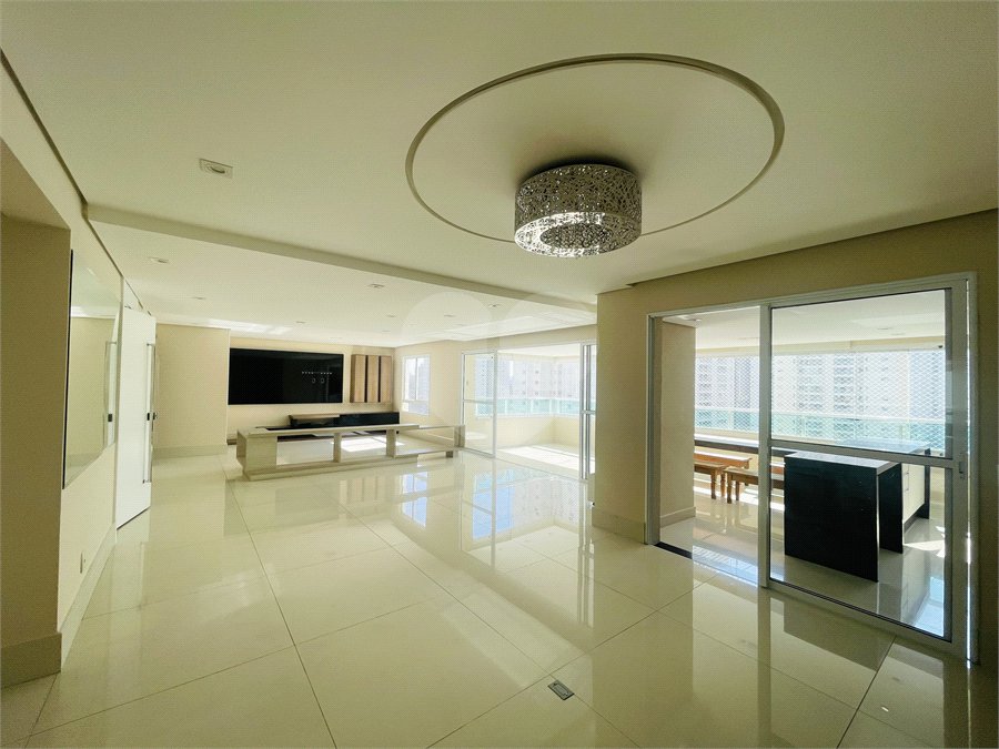 Apartamento à venda com 3 suítes no Centro, São Bernardo do Campo, SP