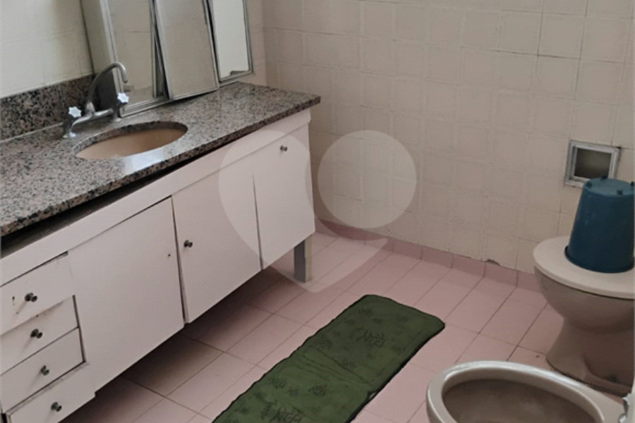 Sobrado à venda com 3 quartos, sendo 1 suíte, em Jardim São Bento, São Paulo, SP