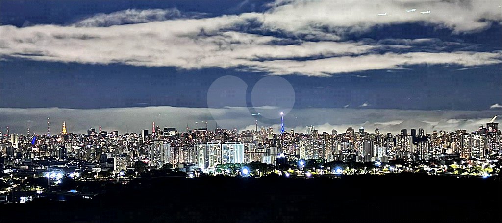 Apartamento à venda com 3 suítes em Santana, São Paulo, SP