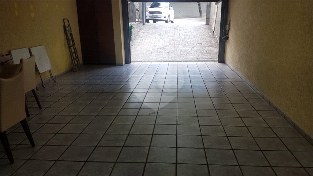Sobrado à venda com 4 quartos, sendo 1 suíte, em Jardim Pinheiros, São Paulo, SP