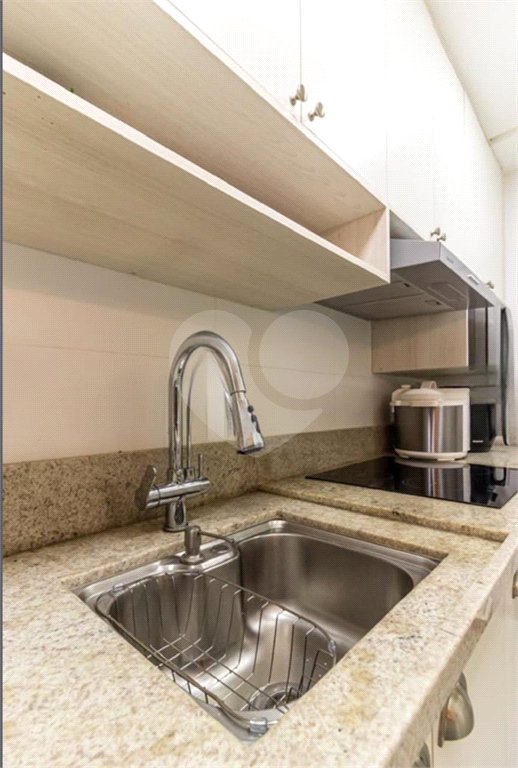 Apartamento à venda com 1 suíte em República, São Paulo, SP