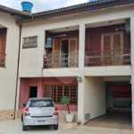 Sobrado à venda com 4 quartos, sendo 2 suítes, em Jardim Quisisana, Poços de Caldas, MG