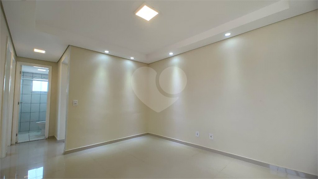 Apartamento à venda com 2 quartos em Jardim Tatiana, Votorantim, SP