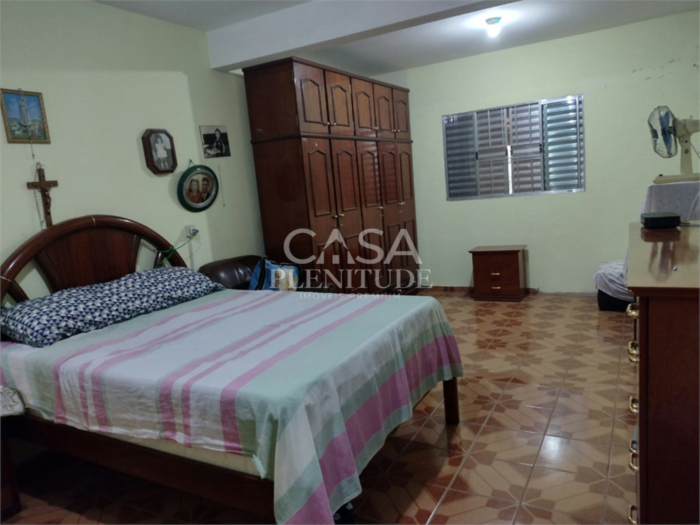 Casa à venda com 4 quartos, sendo 1 suíte, em Parque das Laranjeiras, Sorocaba, SP