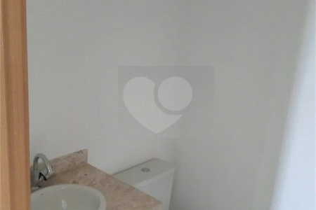 Apartamento à venda com 3 quartos, sendo 1 suíte, em Vila Paulicéia, São Paulo, SP