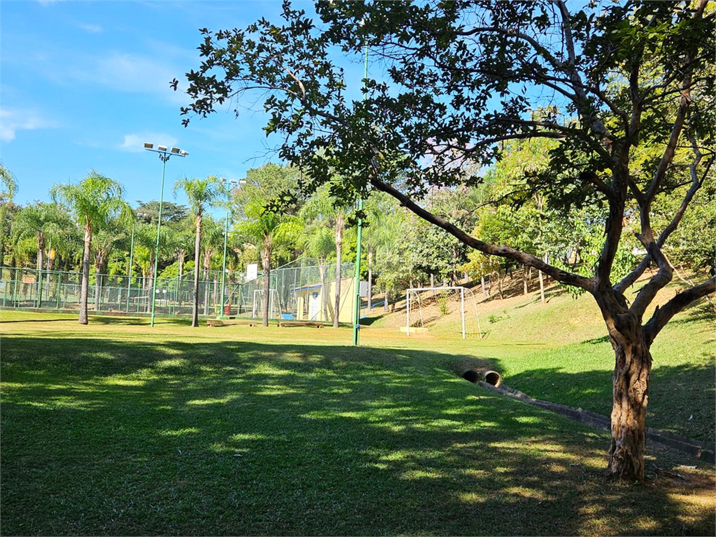 Casa à venda com 4 suítes no condomínio Portal da Vila Rica, Itu - SP