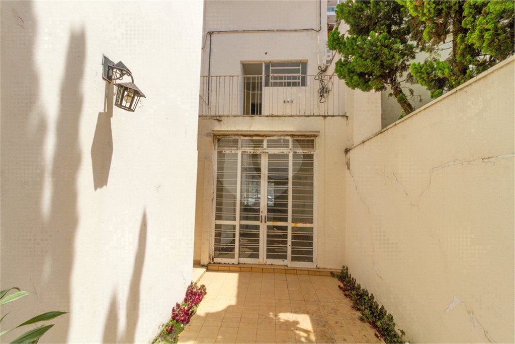 Sobrado à venda com 3 quartos, sendo 1 suíte, em Vila Olímpia, São Paulo, SP