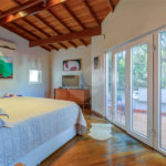 Casa de Vila à venda com 4 quartos, sendo 2 suítes,  em Jardim Marajoara, São Paulo, SP