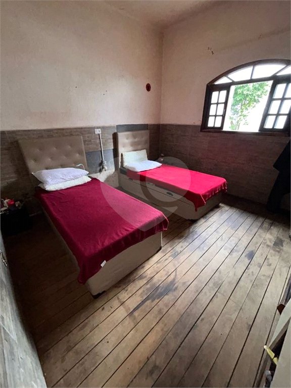 Sobrado à venda com 3 quartos em Água Fria, São Paulo, SP