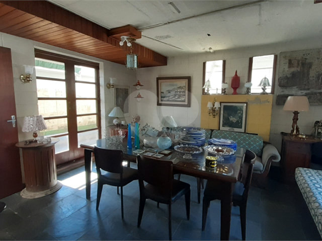 Casa à venda com 3 quartos, sendo 1 suíte,  em Alto da Boa Vista, São Paulo, SP