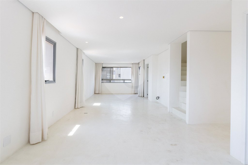 Duplex à venda com 3 quartos, sendo 1 suíte, em Perdizes, São Paulo, SP