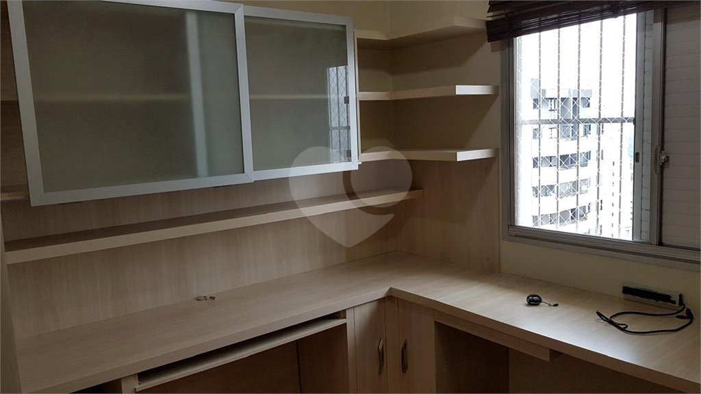 Apartamento à venda com 3 quartos, sendo 1 suíte, em Alto da Lapa, São Paulo, SP
