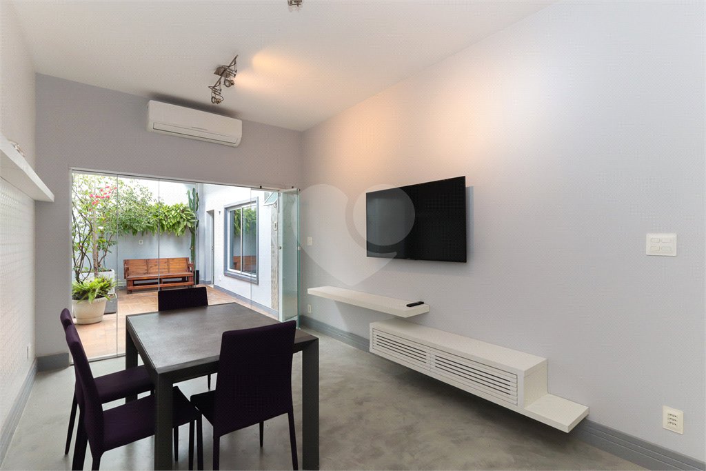 Casa à venda com 2 quartos, sendo 1 suíte,  em Chácara Santo Antônio, São Paulo, SP