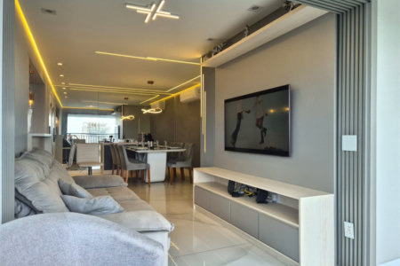 Apartamento à venda com 3 quartos, sendo 2 suítes,  em Jardim Caboré, São Paulo, SP